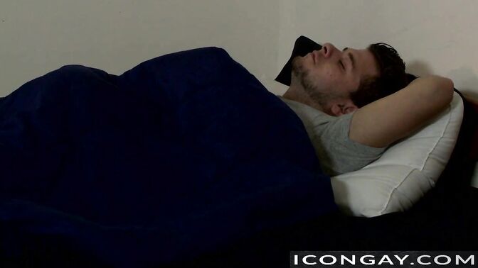 Roomies Aaron and Aj loves anal fuck