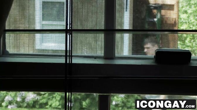 Hung studs like rough ass banging