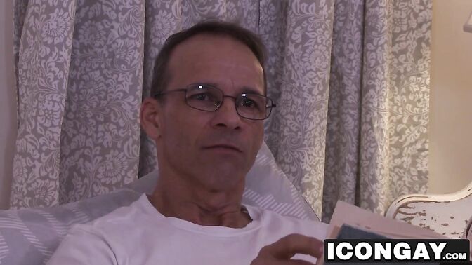 New experience for Rodney Steeles ass