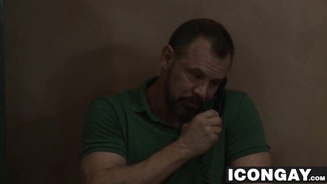 Max Sargent seduces blonde fuck toy Doug