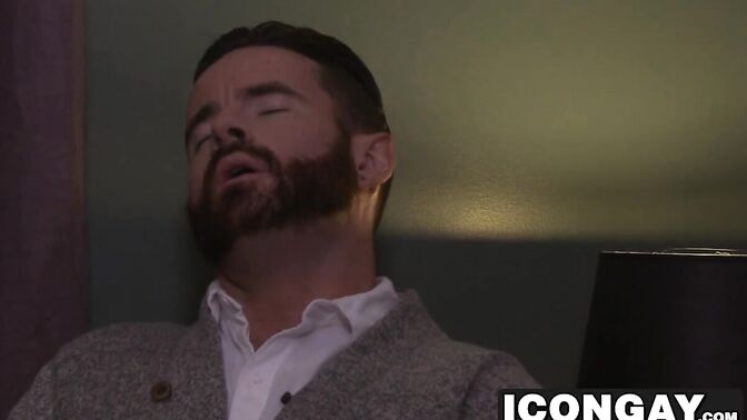 Brendan takes hot stud Drakes big cock