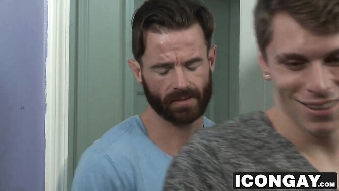 Brendan Patrick ass bangs Troy Accola