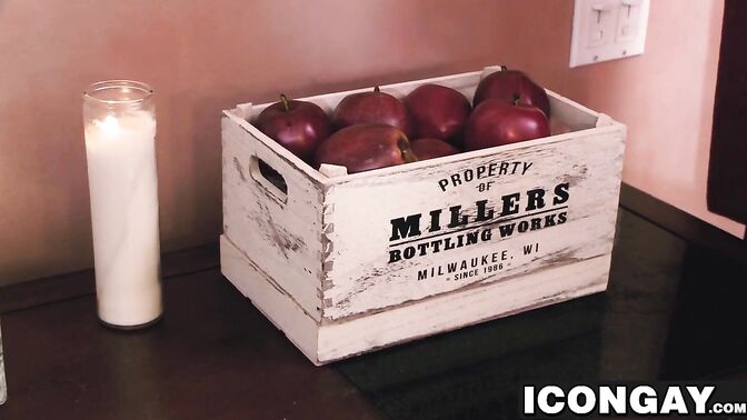 Tattooed daddy banging his boyfriend