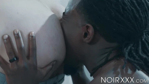 Lustful Fame and Wesley Woods spend time in hardcore fuck sesh