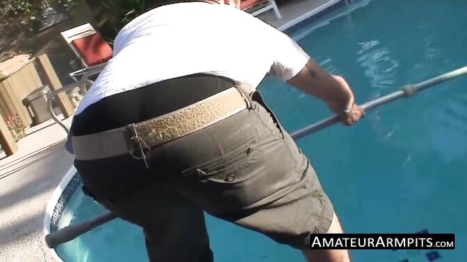 Two hairy hunks blow each other outdoors