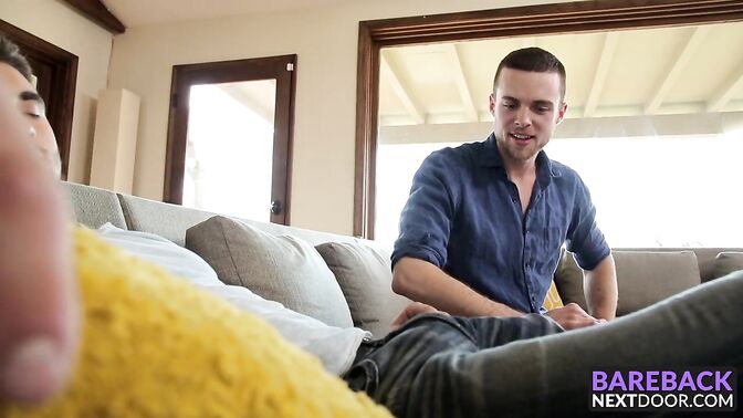 Brandon takes Derricks dick in his ass