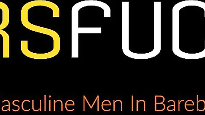 Athletic stud enjoys bare penetrating