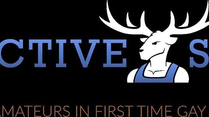 Straight dude Sylvester Red gets his big cock blown before rimming a tight ass