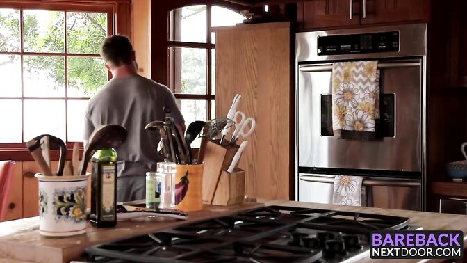 Horny hunk fucks a gorgeous blonde jock