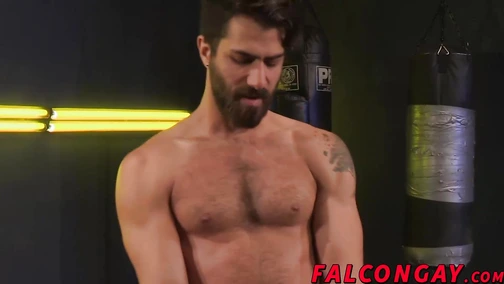 Landon Conrad mounting Adam Ramzi