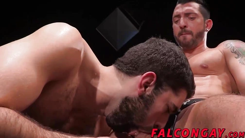 Tattooed dude slamming that asshole