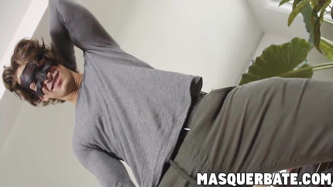 Gym bunny strokes his thick rod and cums