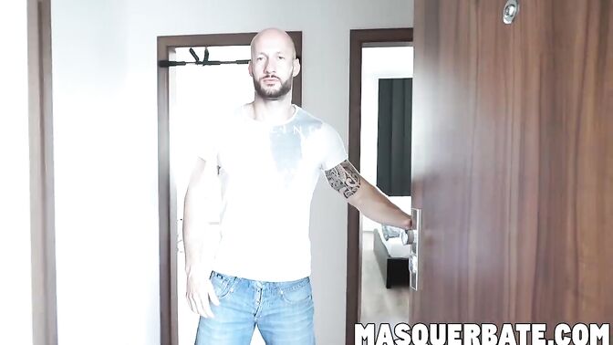 Gym freak David Boss jacking his dick