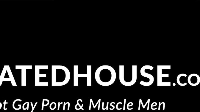 Fit stud offers cock to pool twink