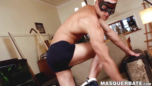 Athletic jock jacks off after a blowjob