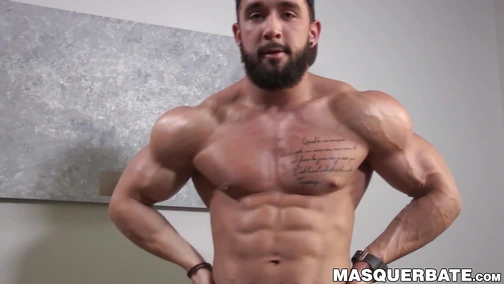 Gay guy jerks off and shows off his tight abs