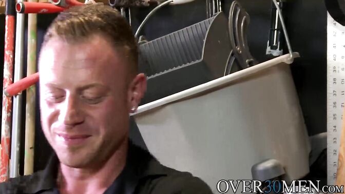 Alessio gets his tongue inside that ass