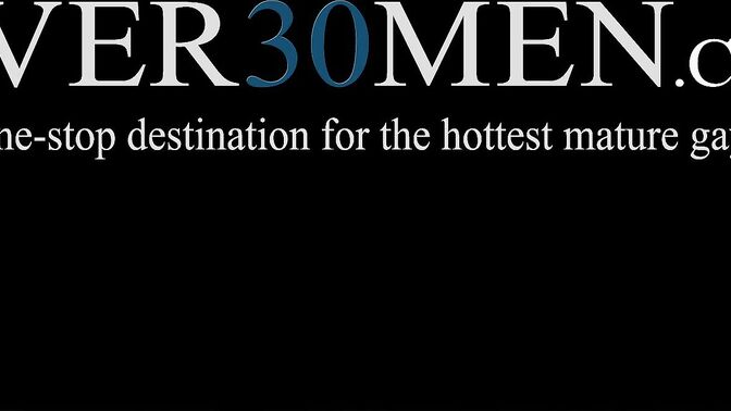 Teen Atlas Grant craves a hunk′s thick load in his tight hole