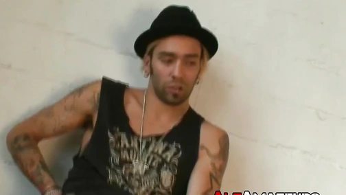 Cute kinky alt punk jerks off his cock