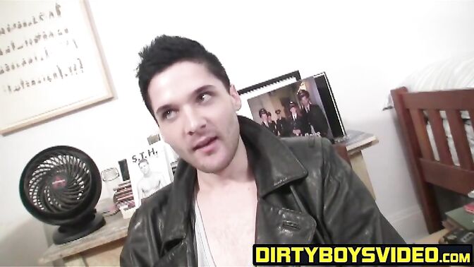 Giovanni Anderson hammers Tanner Stark