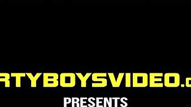 Young twink couple adore sucking cocks