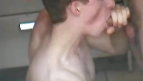 Hardcore outdoor take turns cock sucking by hotties Ely Scott and Will