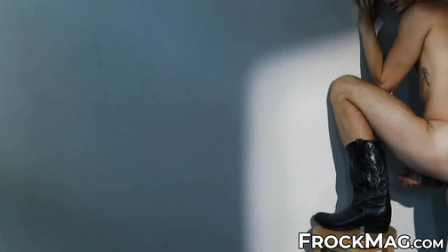 Gorgeous Ben Masters shoots creamy loads on his boss after stroking his thick rod