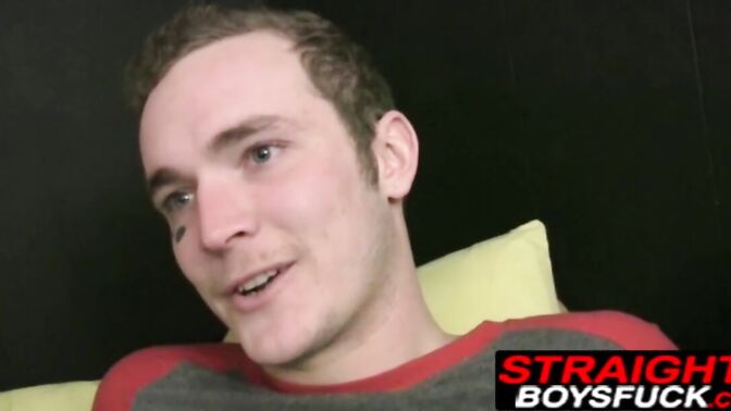 Bitch enjoys some fun with two guys