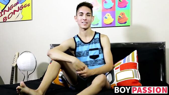 Interviewing sexy twink Steven Peters
