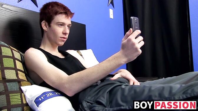 Twink likes stroking while on the phone