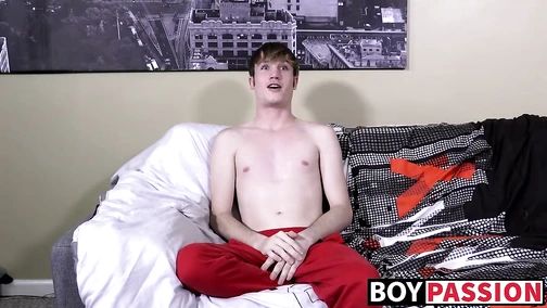 Hot twink Jasper King interview and jizz