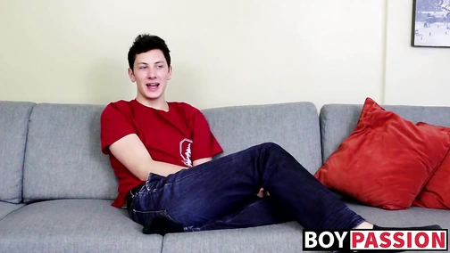 Cute hung twink Kyler Rex jacking off