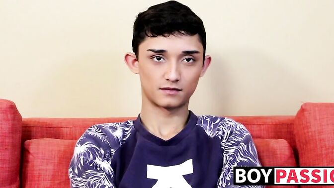  twink Casey Xander wanking it