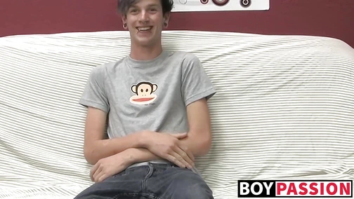 Hot gay masturbates after long interview